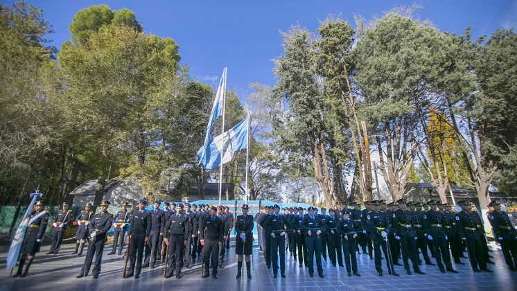 escuela de cadetes de la policía