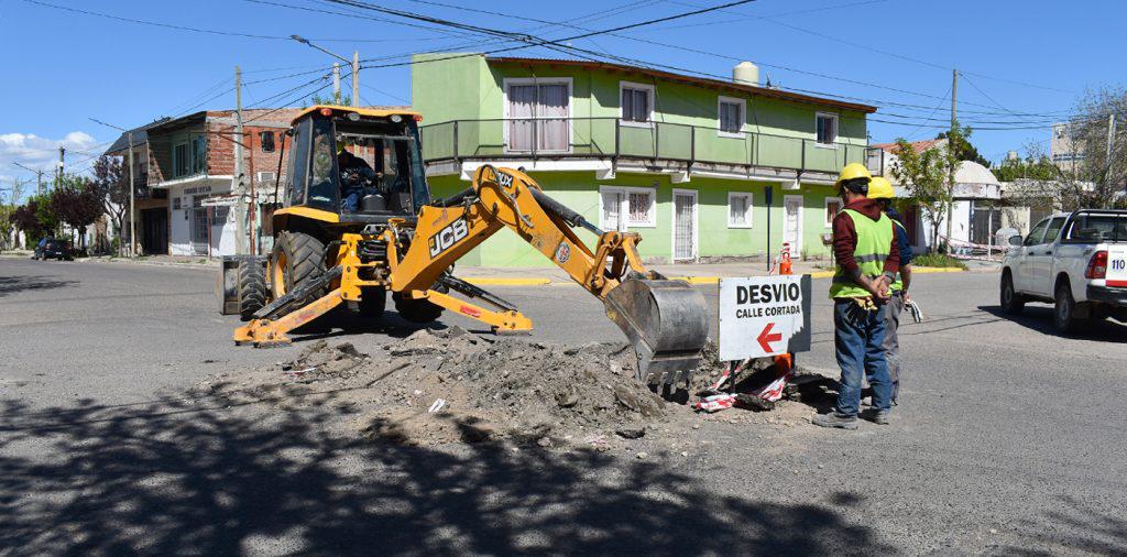 obra-en-calle-Copahue