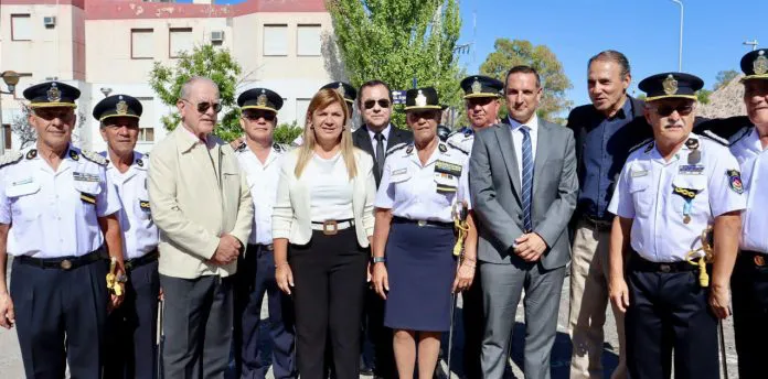 Homenaje-a-los-antiguos-Policias-del-Territorio