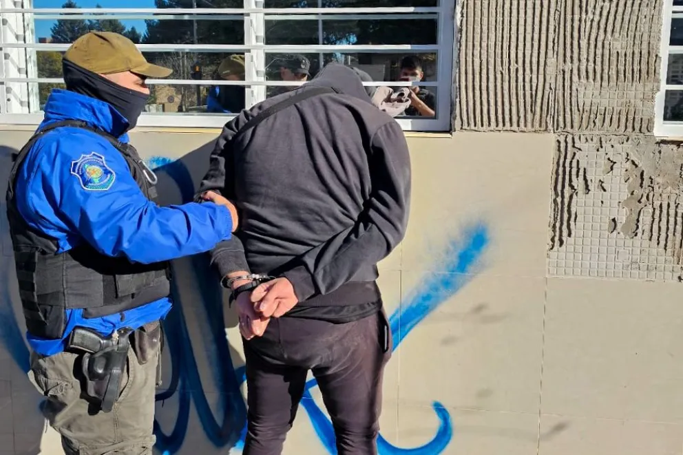 detenido nqn
