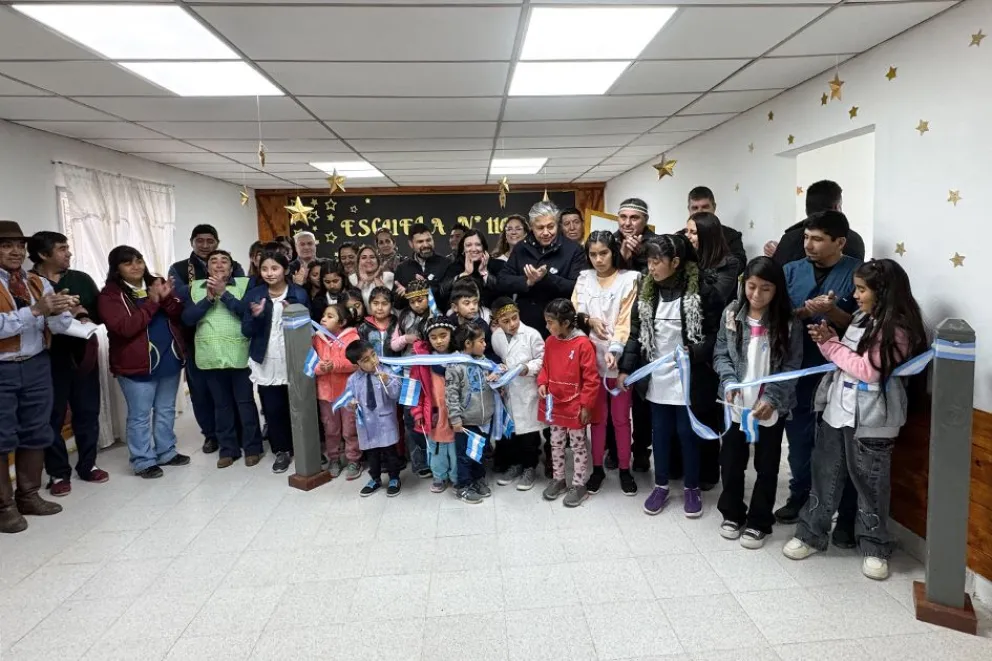 rf Escuela N°110 de Pichaihue