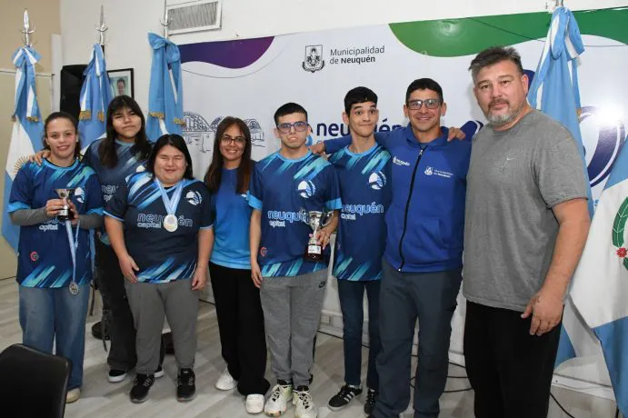 nadadores nqnos