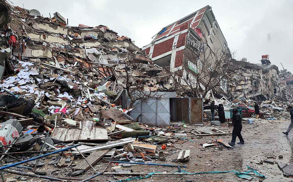 Las Víctimas Del Terremoto En Turquía Y Siria Ya Alcanza Los 11.700 ...